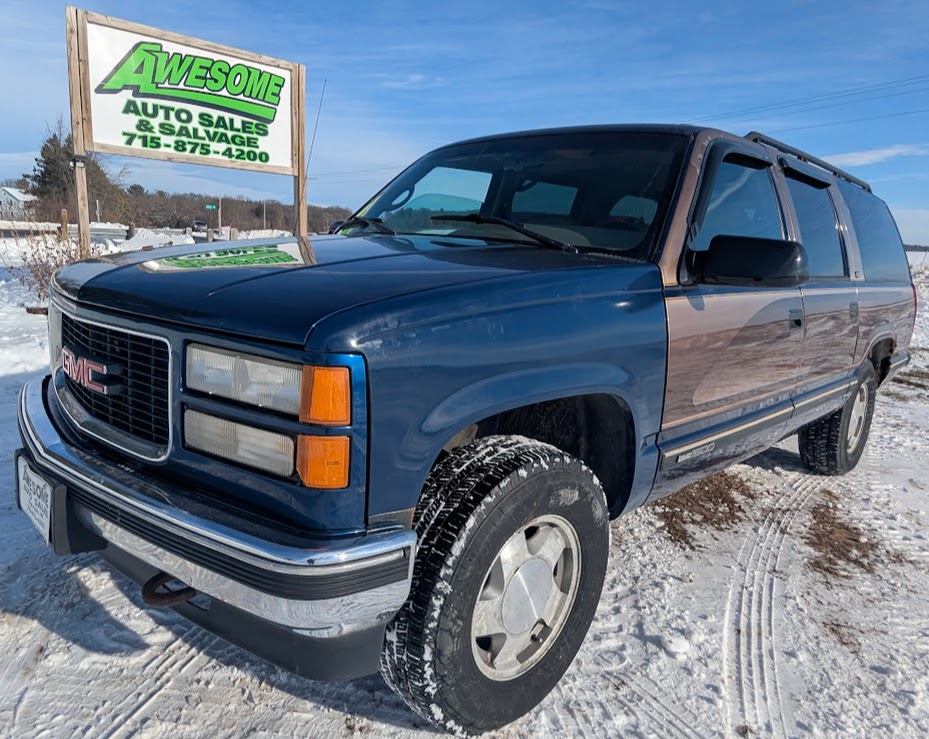 1995 GMC Suburban's photo